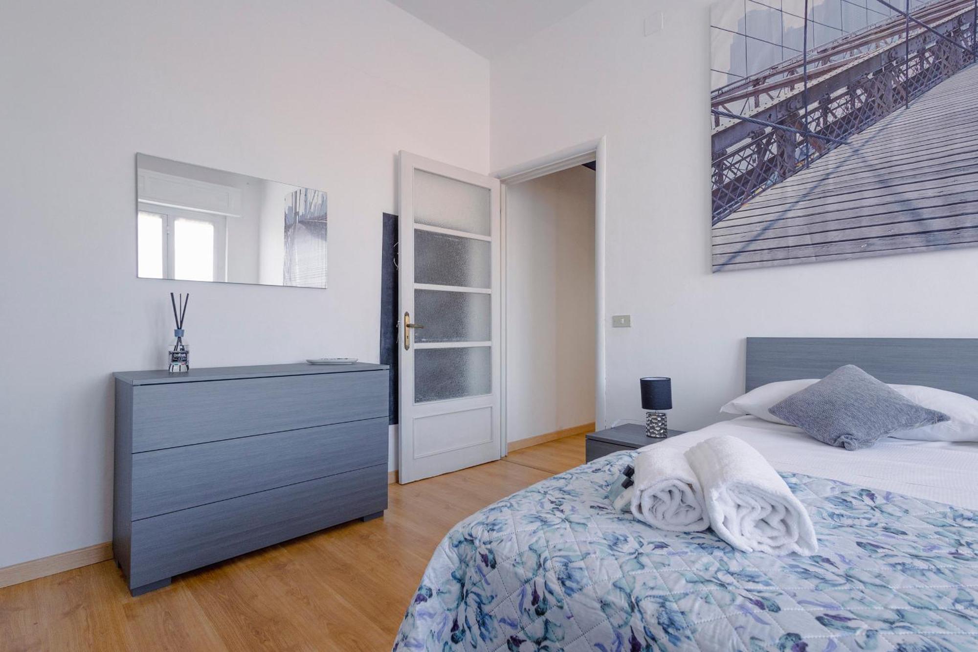 "L'Attico Bianco" City View 10 M A Piedi Dal Mare 萨沃纳 外观 照片