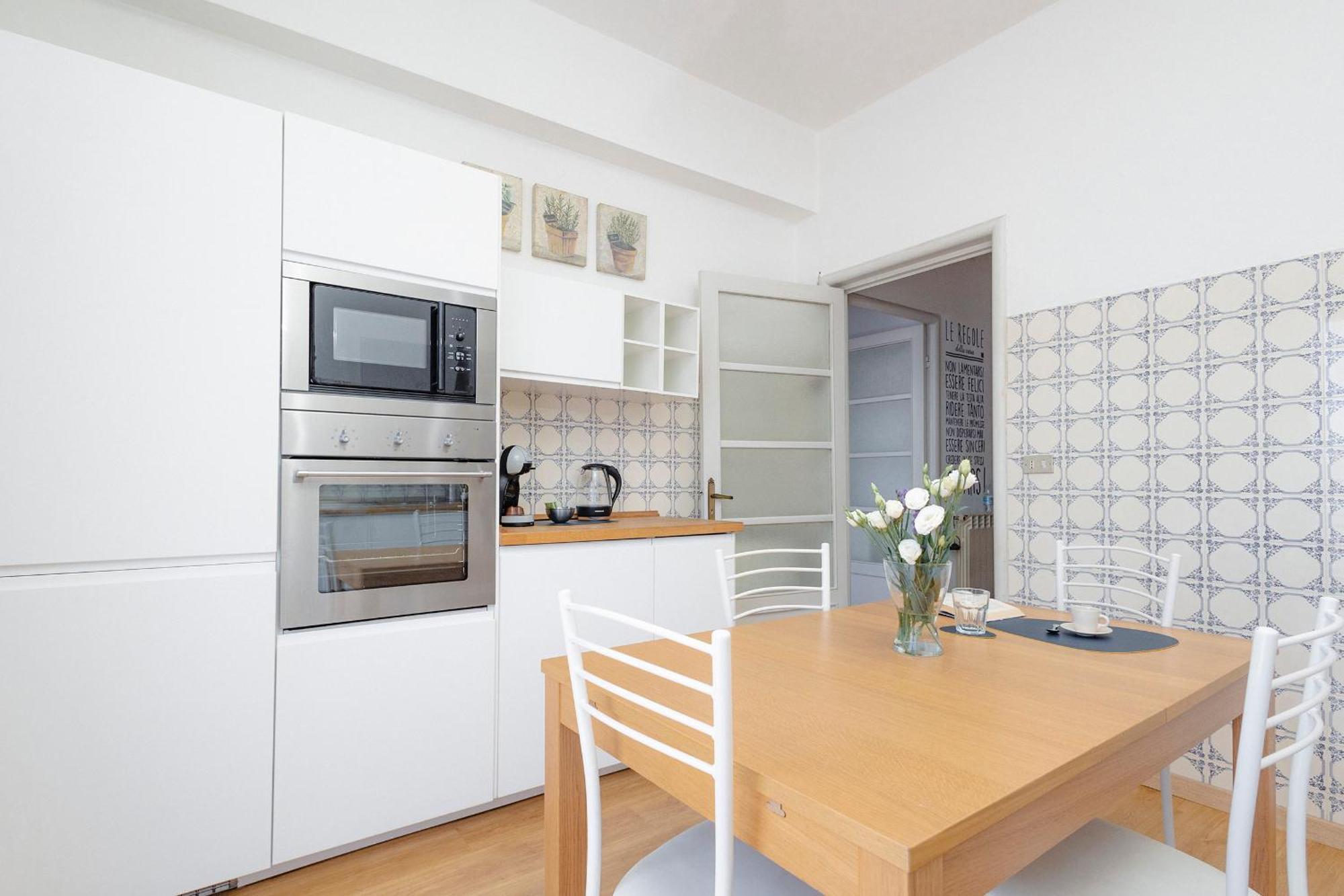 "L'Attico Bianco" City View 10 M A Piedi Dal Mare 萨沃纳 外观 照片